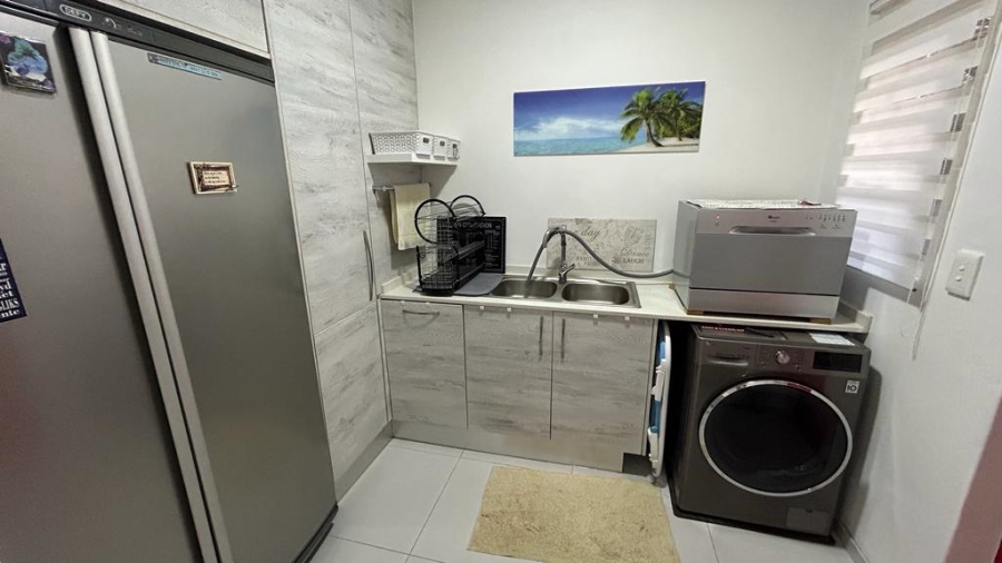 2 Bedroom Property for Sale in Bartlett Gauteng