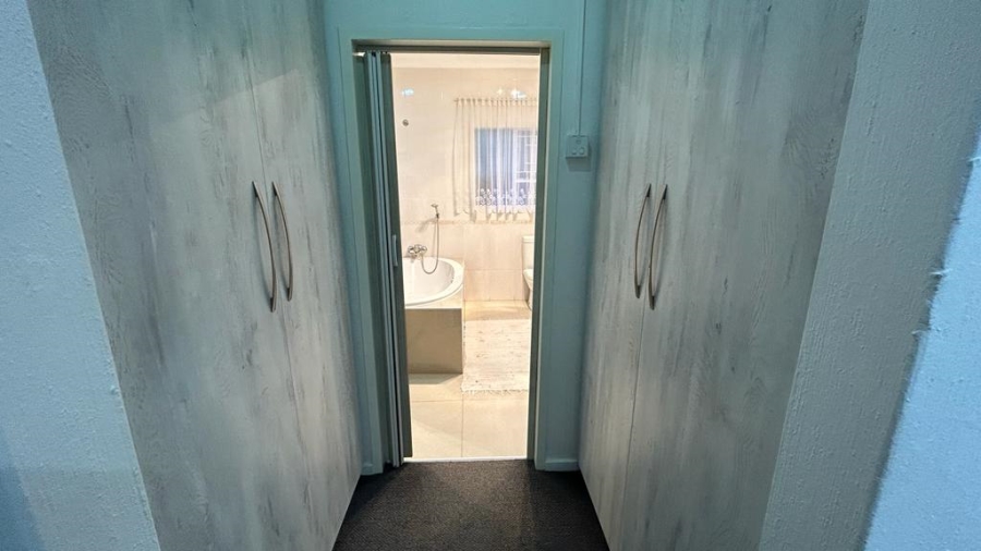 2 Bedroom Property for Sale in Bartlett Gauteng