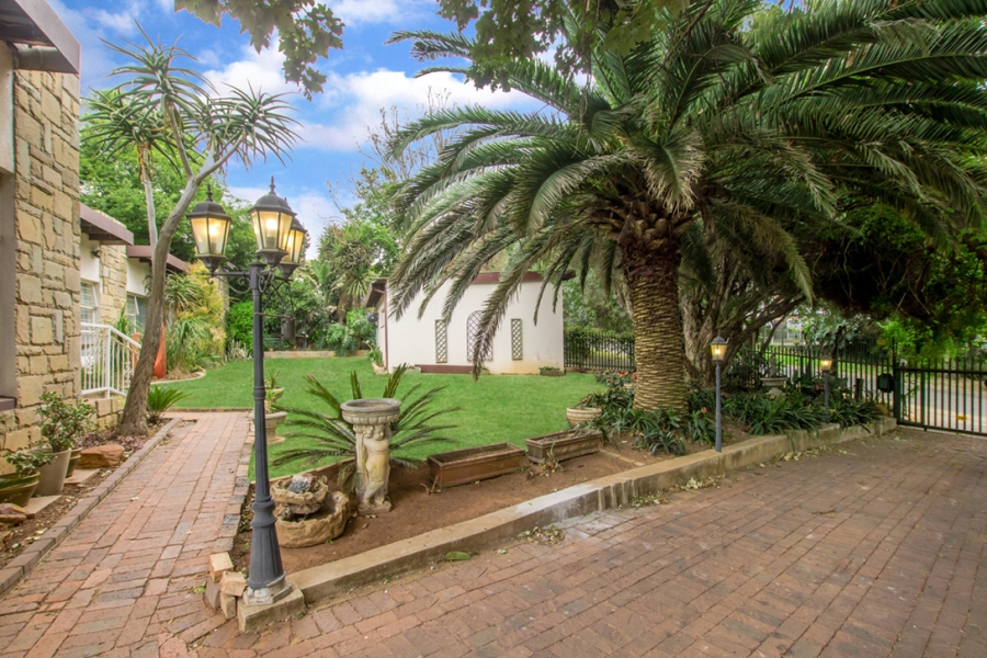 4 Bedroom Property for Sale in Constantia Kloof Gauteng