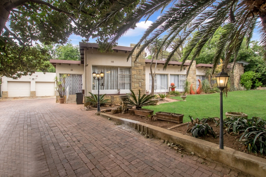 4 Bedroom Property for Sale in Constantia Kloof Gauteng