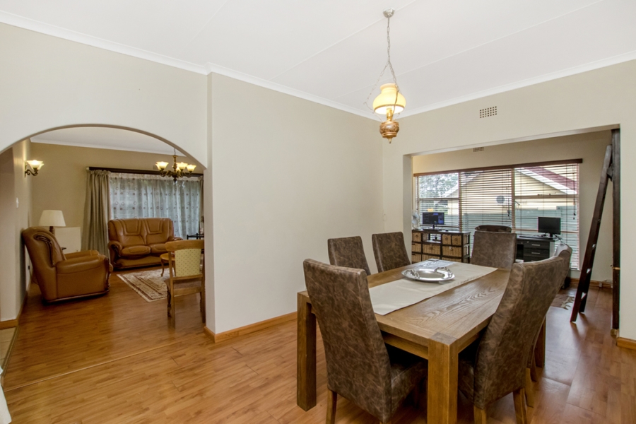 4 Bedroom Property for Sale in Constantia Kloof Gauteng