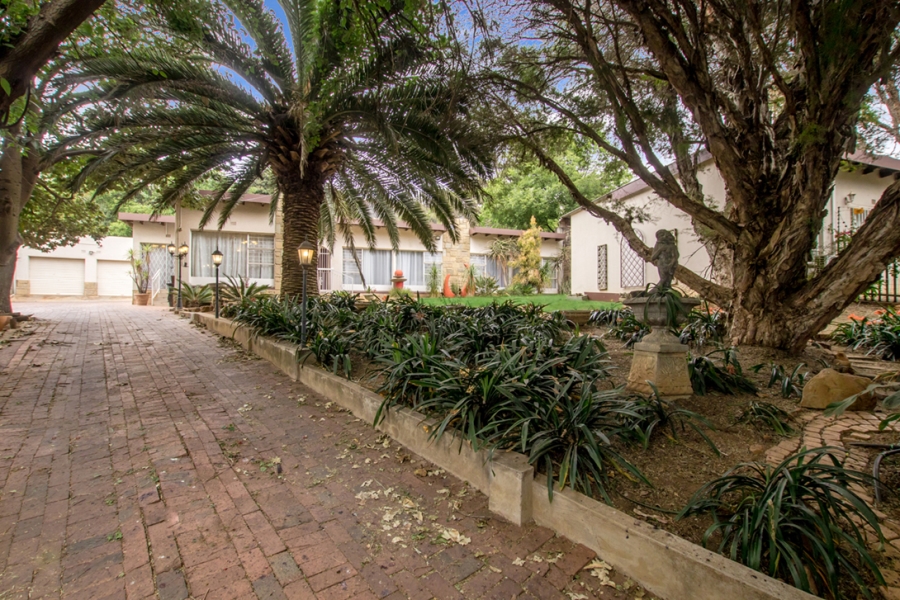 4 Bedroom Property for Sale in Constantia Kloof Gauteng
