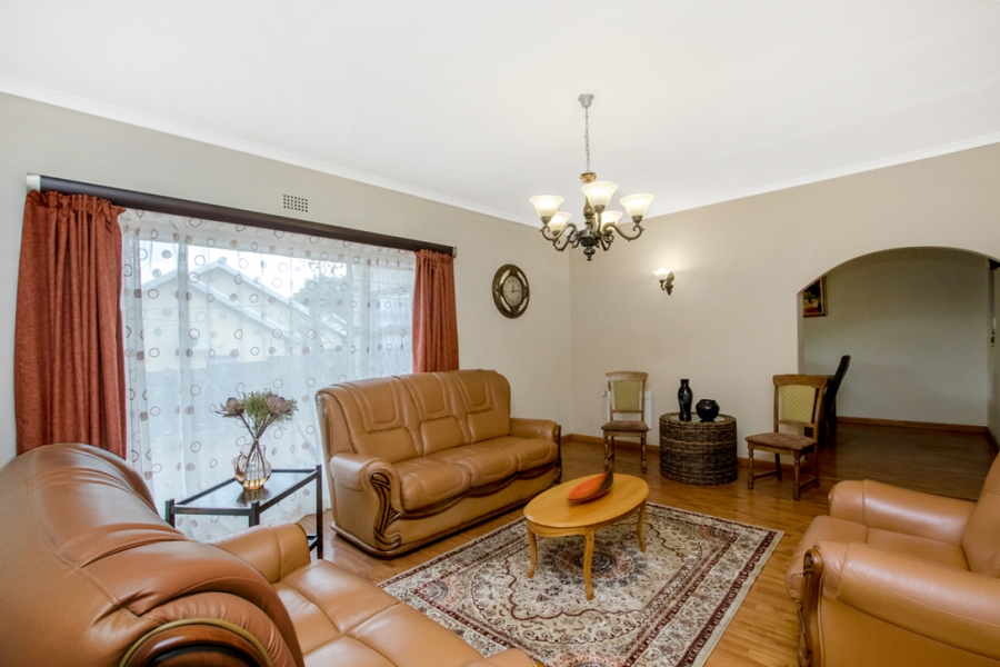 4 Bedroom Property for Sale in Constantia Kloof Gauteng