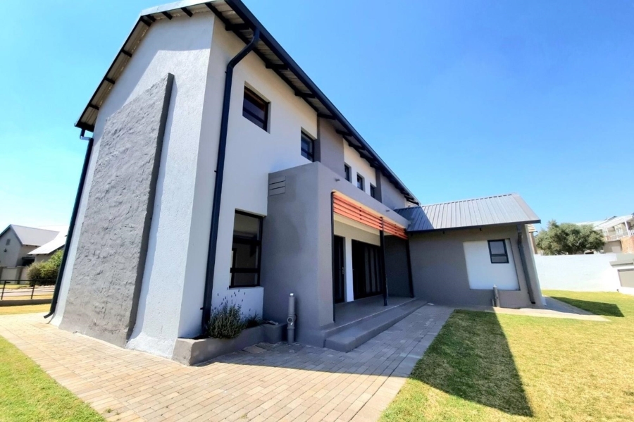 4 Bedroom Property for Sale in The Hills Game Reserve Estate Gauteng