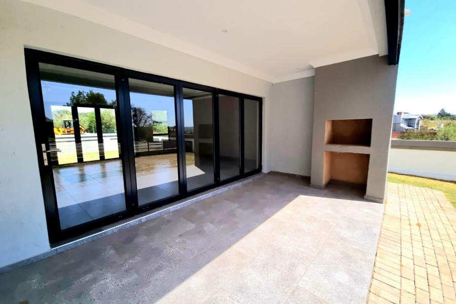 4 Bedroom Property for Sale in The Hills Game Reserve Estate Gauteng