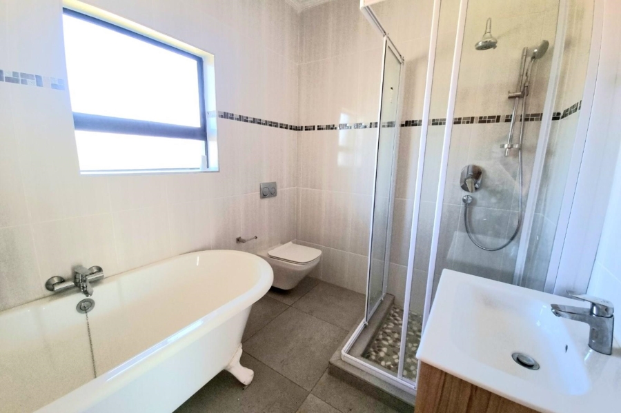 4 Bedroom Property for Sale in The Hills Game Reserve Estate Gauteng
