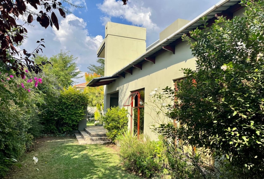 To Let 2 Bedroom Property for Rent in Carlswald Estate Gauteng