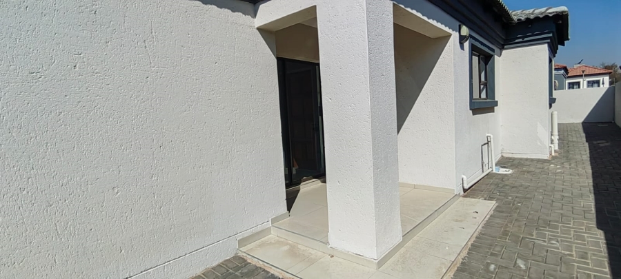 3 Bedroom Property for Sale in The Orchards Gauteng