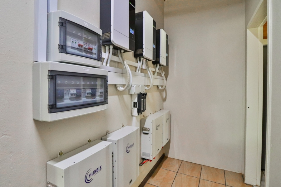 11 Bedroom Property for Sale in Bredell Gauteng