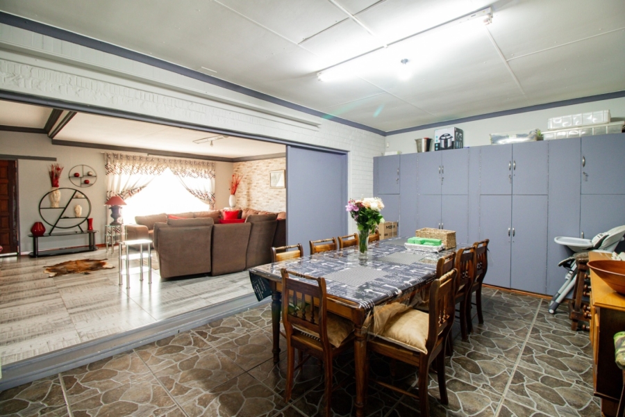 11 Bedroom Property for Sale in Bredell Gauteng