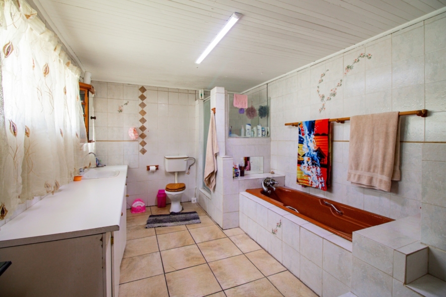 11 Bedroom Property for Sale in Bredell Gauteng