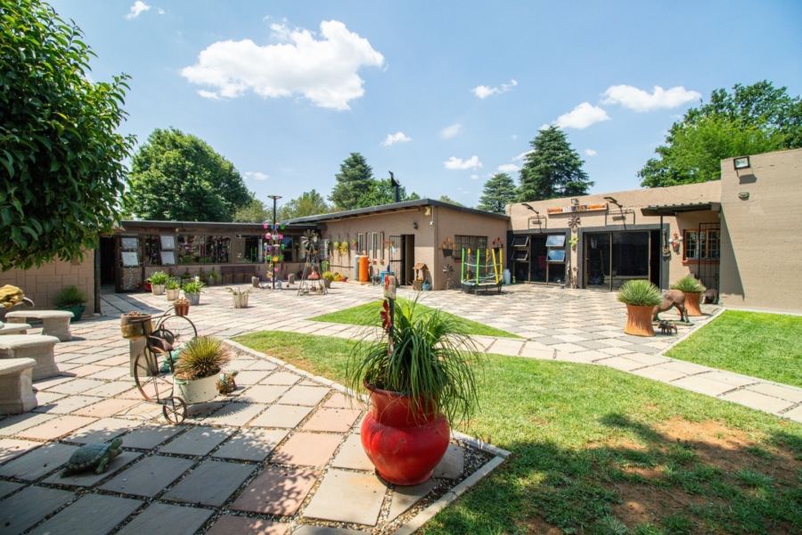 11 Bedroom Property for Sale in Bredell Gauteng