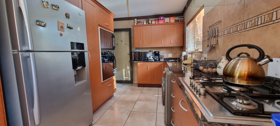 4 Bedroom Property for Sale in Sunward Park Gauteng