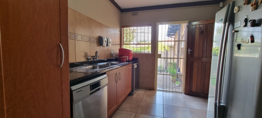 4 Bedroom Property for Sale in Sunward Park Gauteng