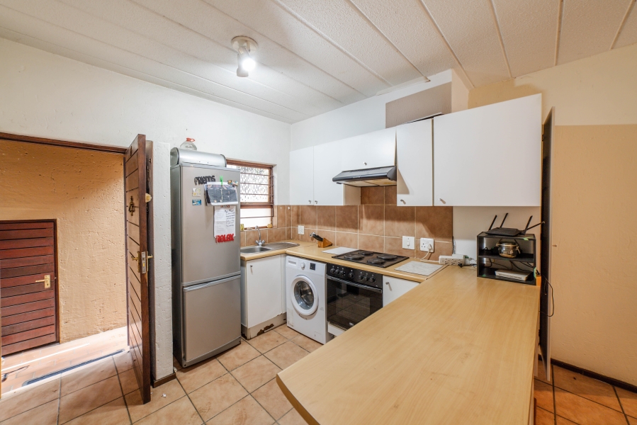 To Let 2 Bedroom Property for Rent in Douglasdale Gauteng