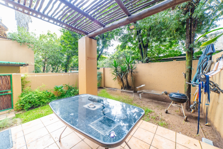 To Let 2 Bedroom Property for Rent in Douglasdale Gauteng