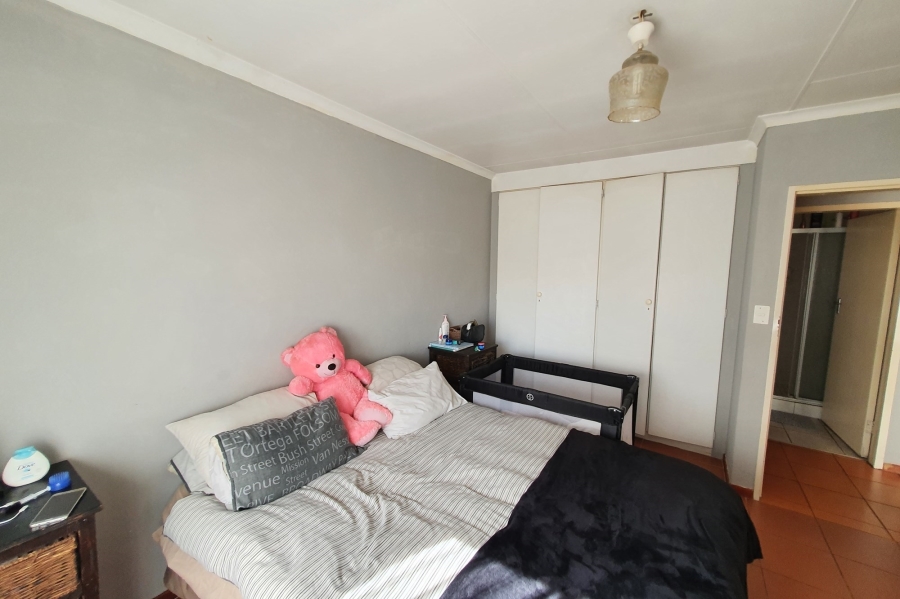 To Let 2 Bedroom Property for Rent in Annlin Gauteng