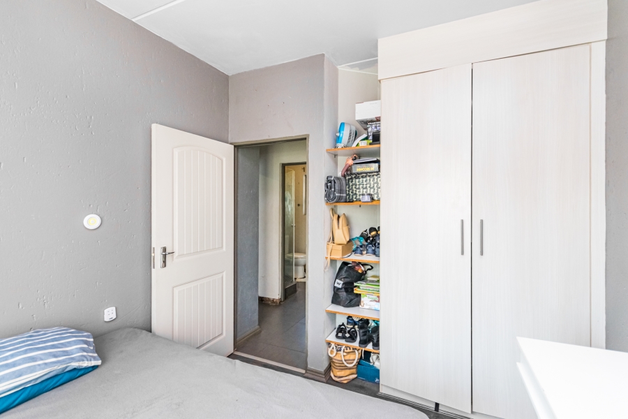2 Bedroom Property for Sale in Honeypark Gauteng