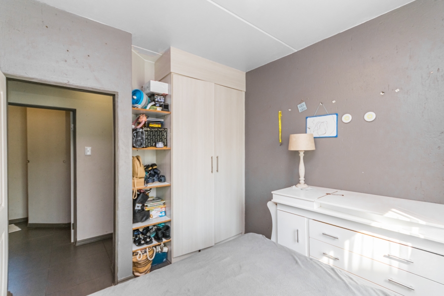 2 Bedroom Property for Sale in Honeypark Gauteng