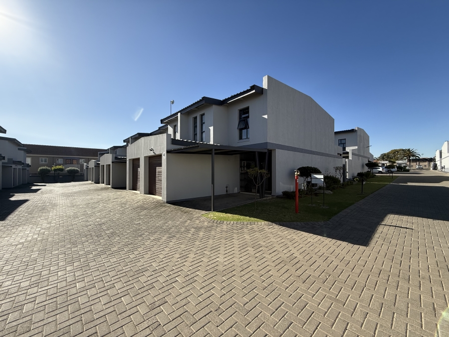 To Let 3 Bedroom Property for Rent in Rynfield Gauteng