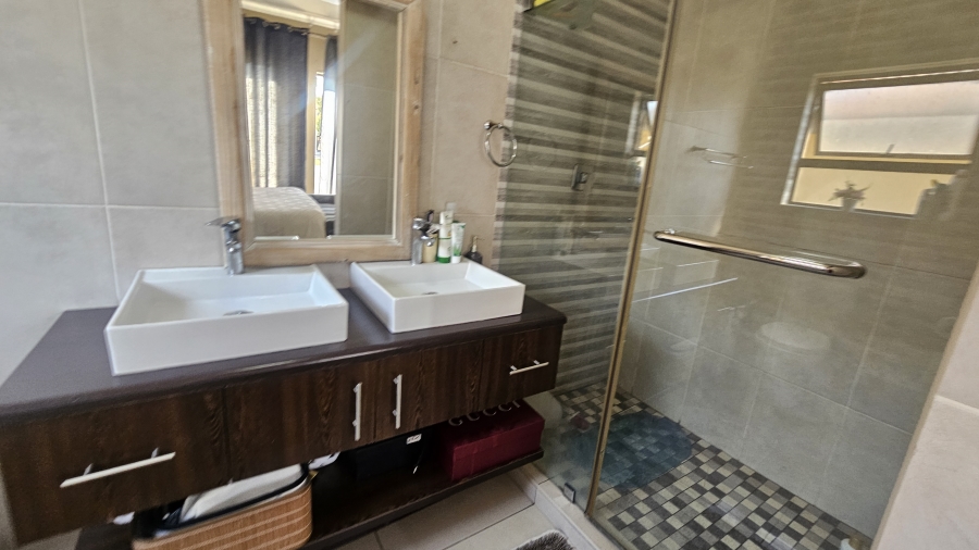 3 Bedroom Property for Sale in Brakpan North Gauteng