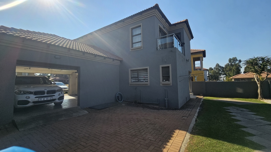 3 Bedroom Property for Sale in Brakpan North Gauteng