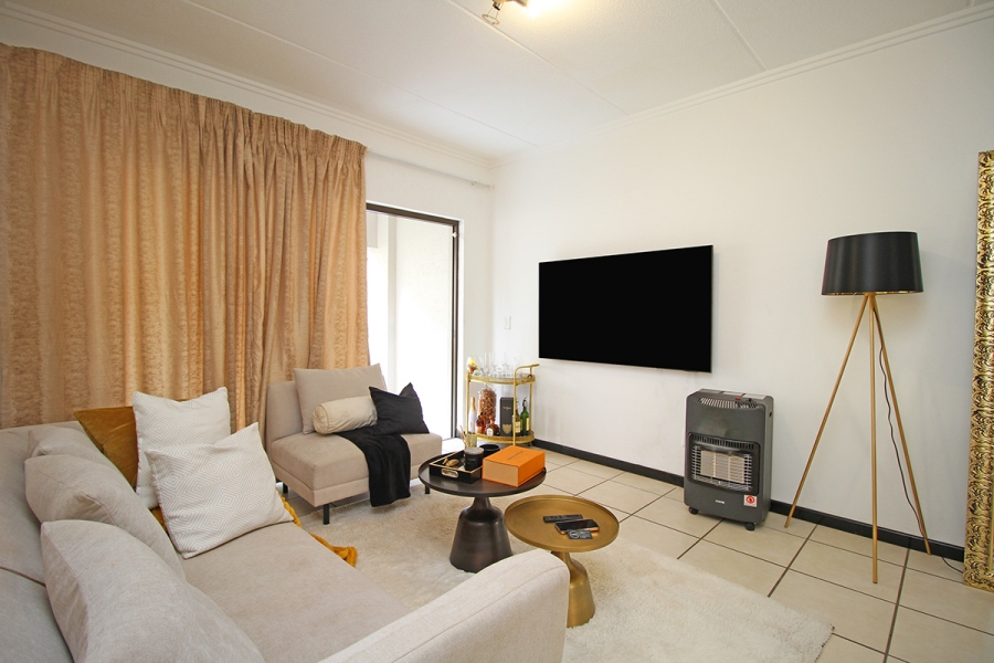 1 Bedroom Property for Sale in Bryanston Gauteng