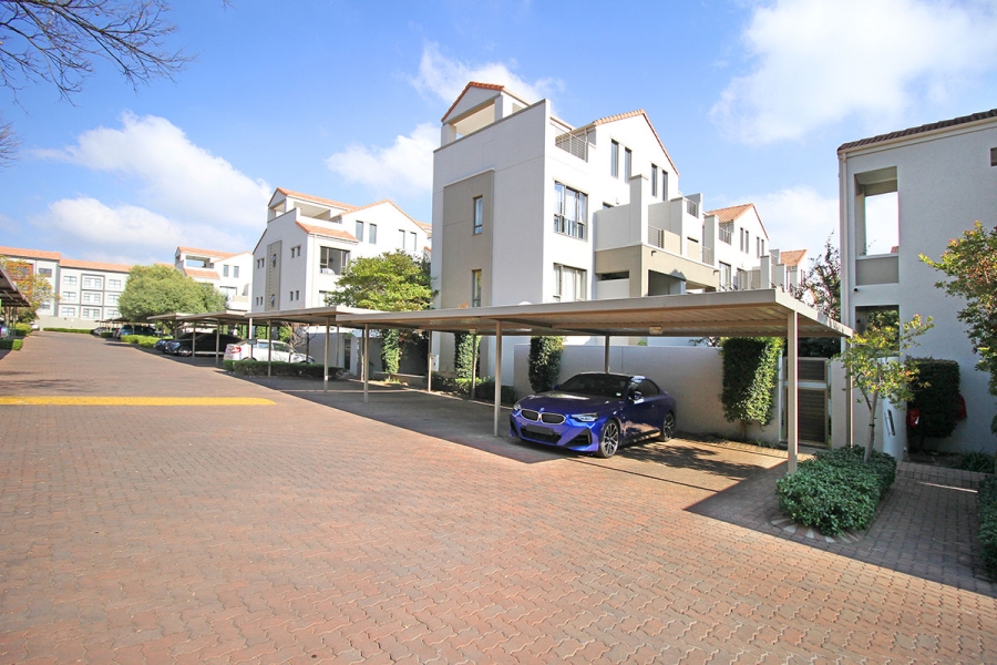 1 Bedroom Property for Sale in Bryanston Gauteng