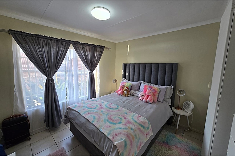 3 Bedroom Property for Sale in Magalieskruin Gauteng