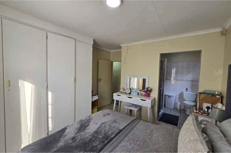 3 Bedroom Property for Sale in Magalieskruin Gauteng