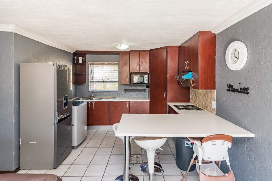3 Bedroom Property for Sale in Breaunanda Gauteng