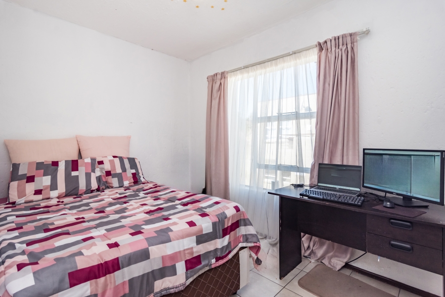 3 Bedroom Property for Sale in Breaunanda Gauteng