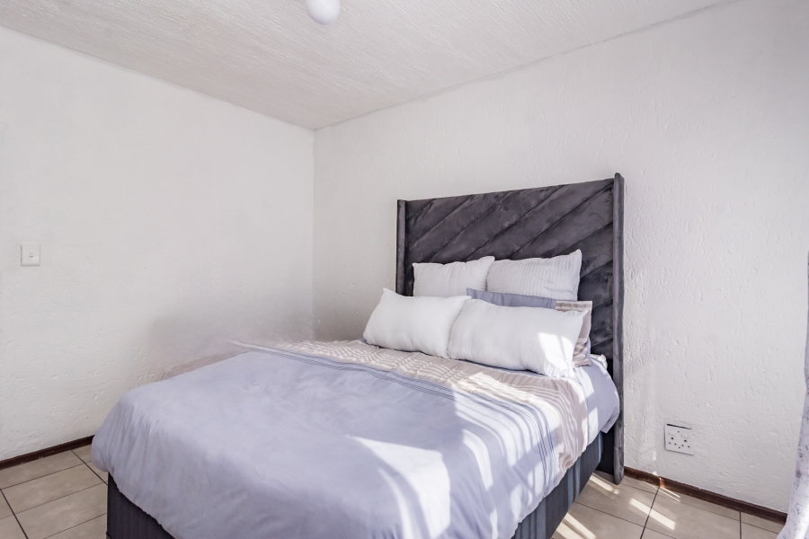 3 Bedroom Property for Sale in Breaunanda Gauteng