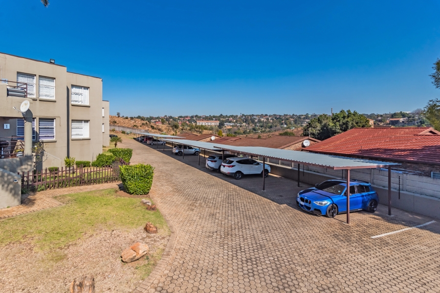 3 Bedroom Property for Sale in Breaunanda Gauteng