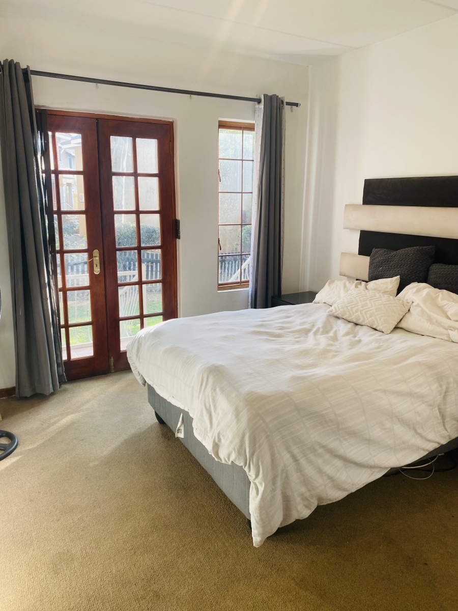 To Let 2 Bedroom Property for Rent in Paulshof Gauteng