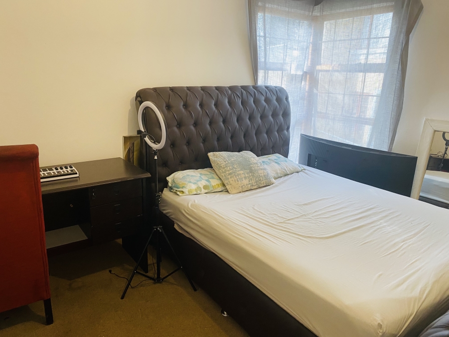 To Let 2 Bedroom Property for Rent in Paulshof Gauteng