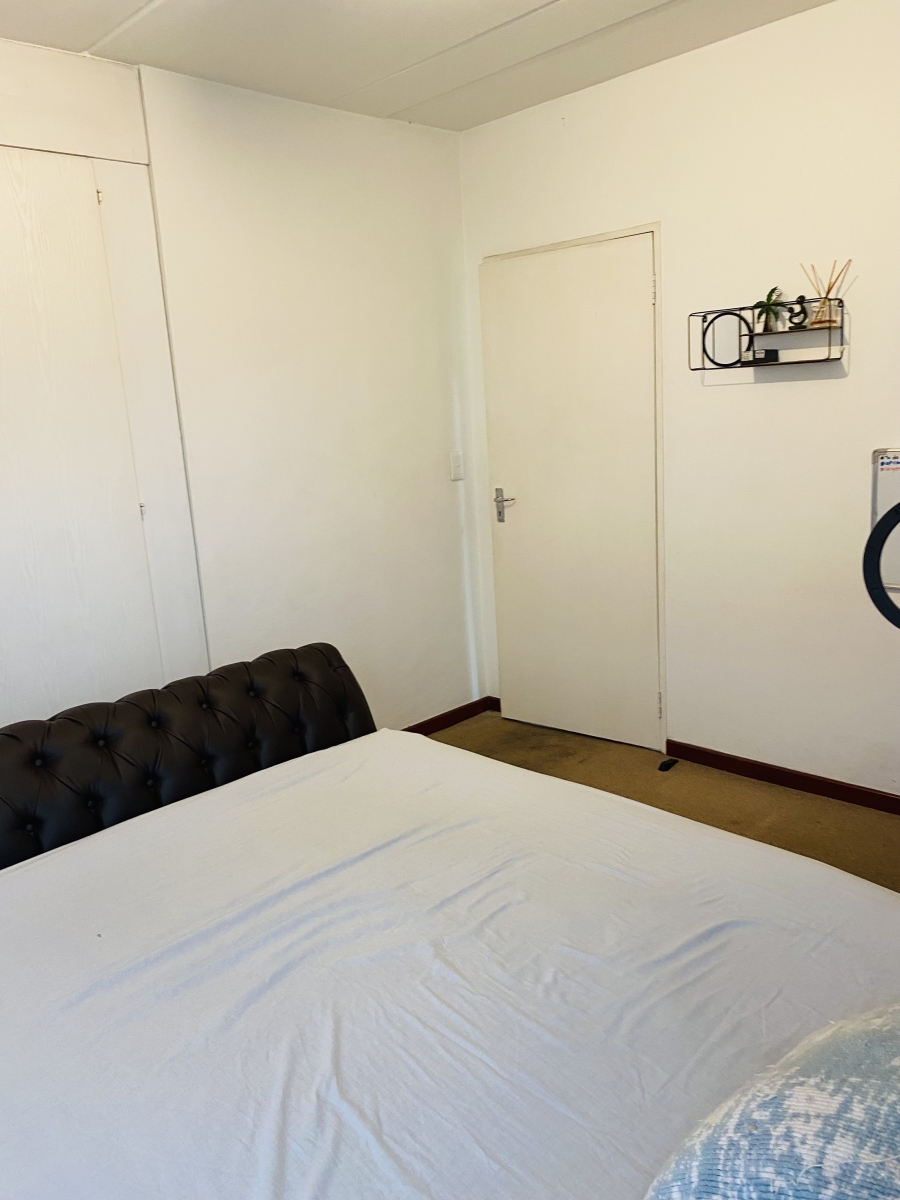 To Let 2 Bedroom Property for Rent in Paulshof Gauteng