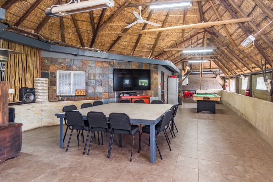 5 Bedroom Property for Sale in Discovery Gauteng