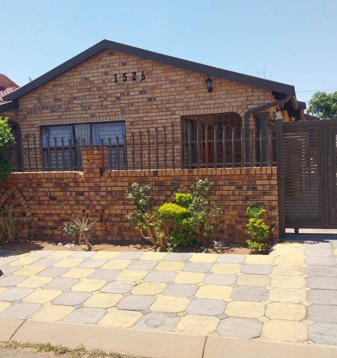 4 Bedroom Property for Sale in Mabopane Gauteng