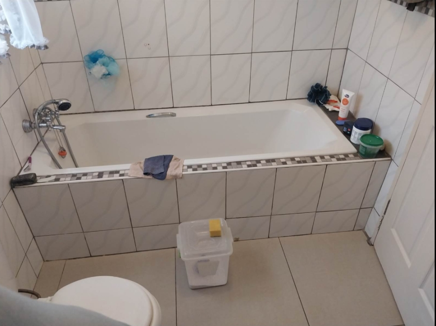 4 Bedroom Property for Sale in Mabopane Gauteng