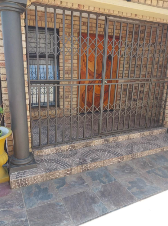 4 Bedroom Property for Sale in Mabopane Gauteng