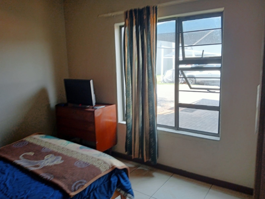 2 Bedroom Property for Sale in Brentwood Gauteng
