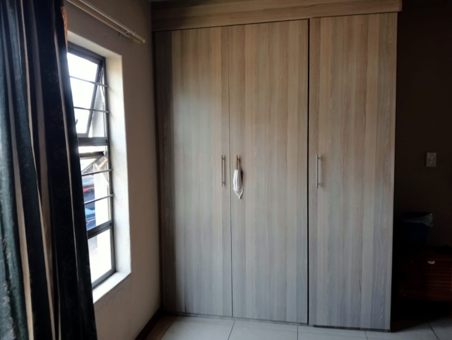2 Bedroom Property for Sale in Brentwood Gauteng