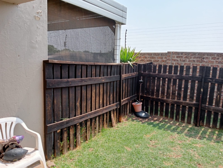 2 Bedroom Property for Sale in Brentwood Gauteng