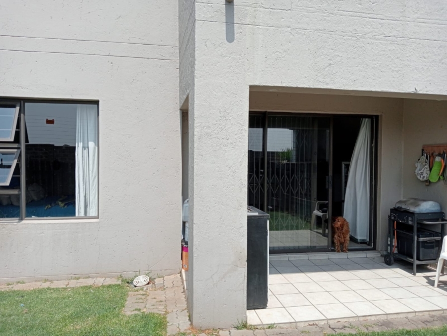2 Bedroom Property for Sale in Brentwood Gauteng
