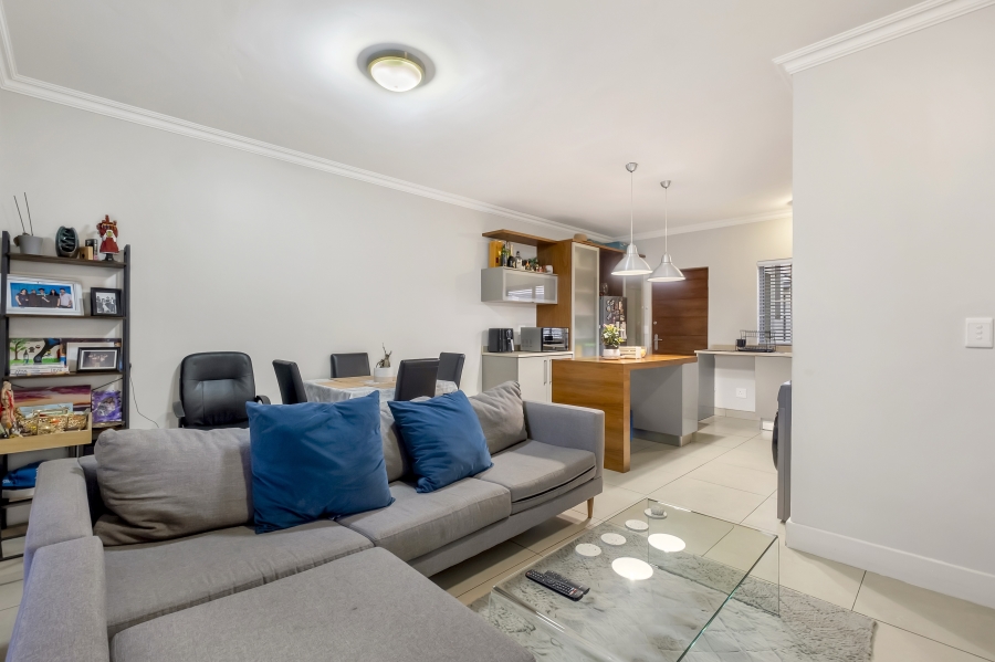 2 Bedroom Property for Sale in Wendywood Gauteng
