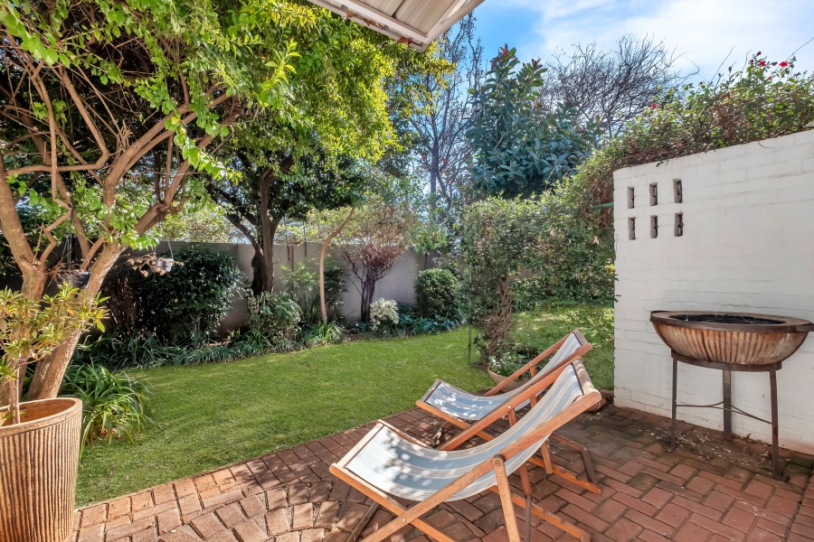 2 Bedroom Property for Sale in Linden Gauteng
