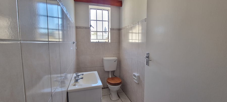 6 Bedroom Property for Sale in Kensington Gauteng