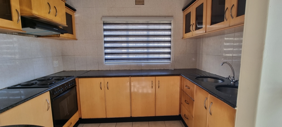 6 Bedroom Property for Sale in Kensington Gauteng