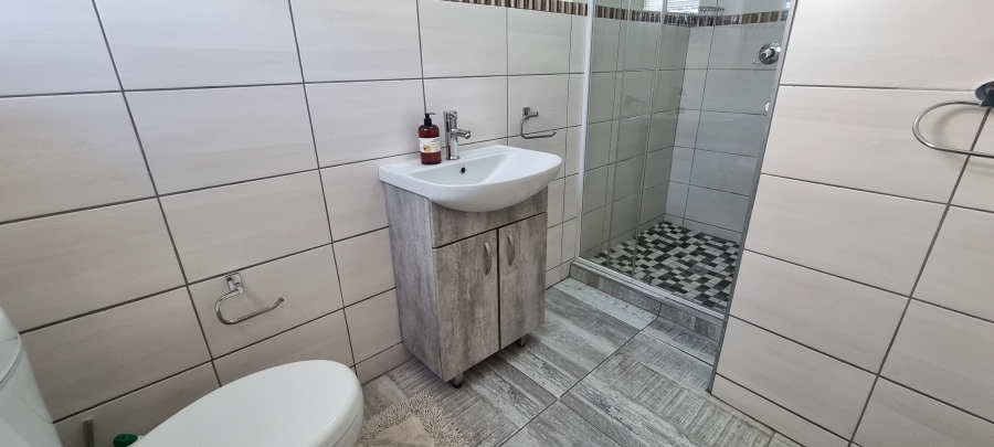 6 Bedroom Property for Sale in Kensington Gauteng